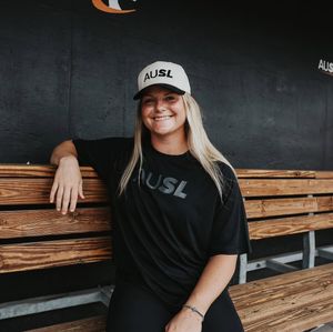 Image post by @auproshop on Instagram