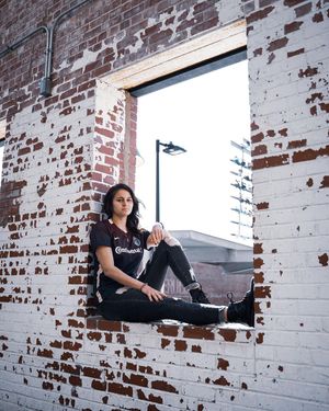 Image post by @malia_berkely on Instagram