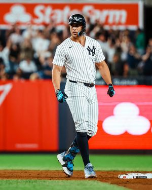 Image post by @yankeesbeisbol on Instagram