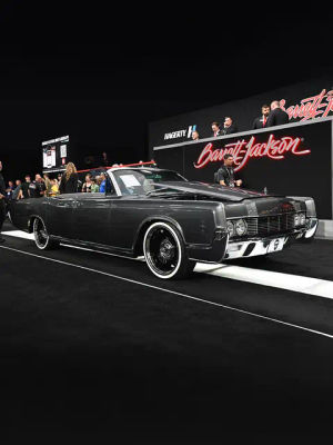 Video post by @barrettjacksontv on TikTok