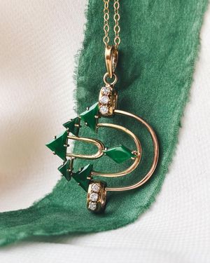 Image post by @maejeanvintage on Instagram