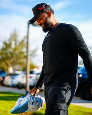 Image post by @raysbeisbol on Instagram