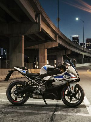 Image post by @bmwmotorradusa on Instagram