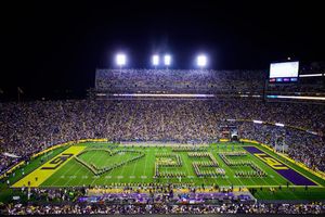 Image post by @lsufootball on Facebook