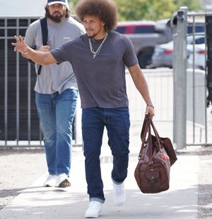 Image post by @phillip_lindsay on Instagram