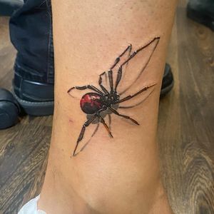 Image post by @vergertattoo on Instagram