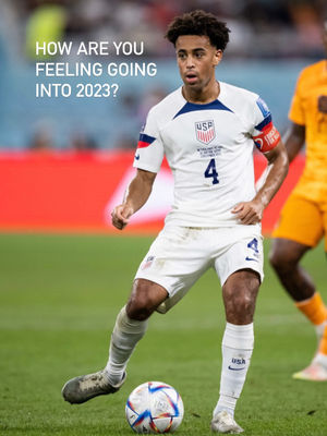 Image post by @versusapp on TikTok