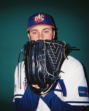 Image post by @paulskenes on Instagram