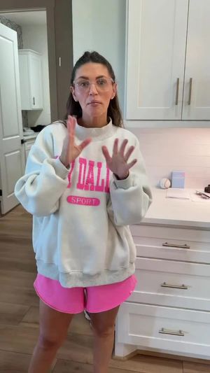 Video post by @chelswaterwall on TikTok