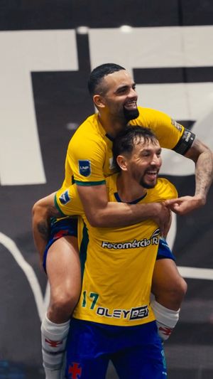 Video post by @theunitedfutsal on Facebook