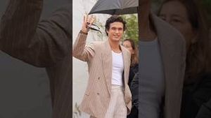 Video post by @enews on YouTube