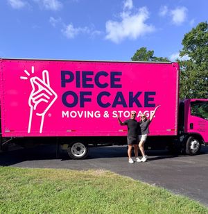 Image post by @pieceofcakemoving on Instagram