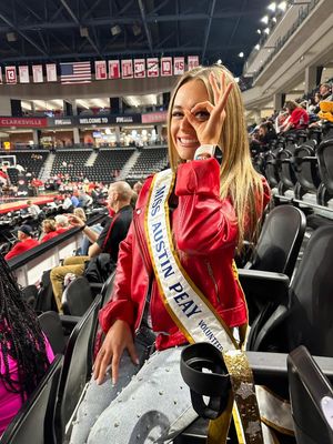 Image post by @Miss Austin Peay Volunteer 2024, Kara Short on Facebook