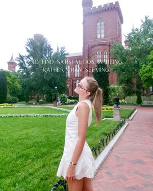 Image post by @charlottezta on Instagram