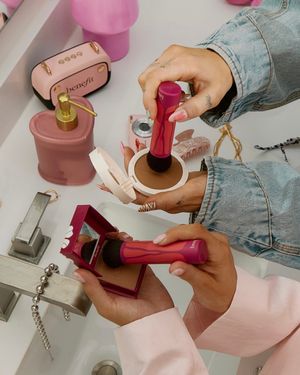 Image post by @benefitcosmetics on Instagram