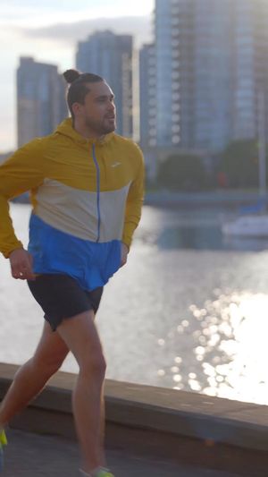 Video post by @brooksrunningde on Instagram