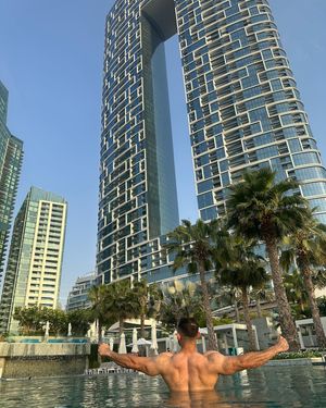 Image post by @alifitnessae on Instagram
