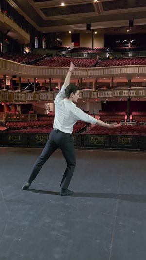 Video post by @themetphilly on Instagram