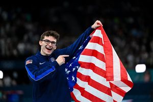 Image post by @usagym on Instagram