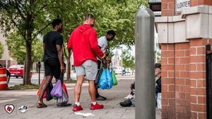 Image post by @LouisvilleFB on Twitter