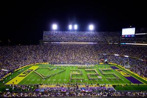 Image post by @LSUfootball on Twitter