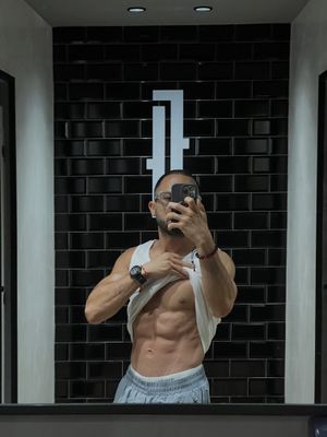 Image post by @leon_trainer on Instagram