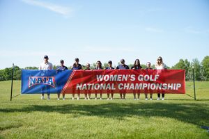 Image post by @WPUWomensGolf on Twitter