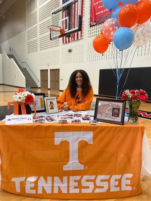 Image post by @TAVVolleyball on Twitter