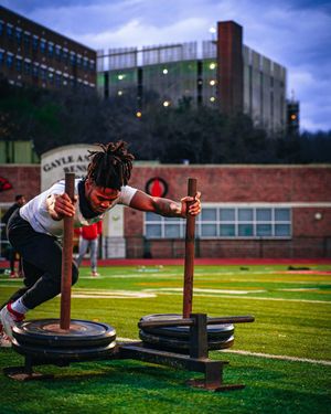 Image post by @uiw_football on Instagram