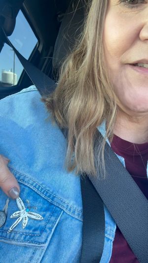 Video post by @juliebrangersjonesauthor on Facebook