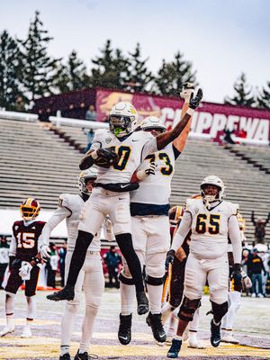 Image post by @bee__views on Instagram