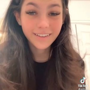 Image post by @eosproducts on Instagram