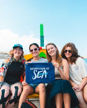 Image post by @semesteratsea on Instagram