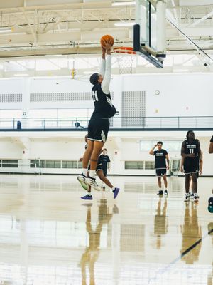 Image post by @mke_mbb on Instagram