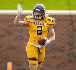 Image post by @UMHB on Twitter