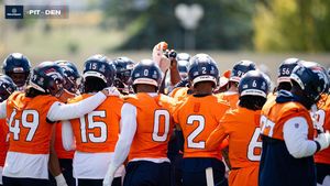 Image post by @Broncos on Twitter