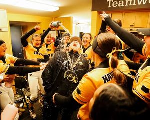 Image post by @iowasoftball on Instagram