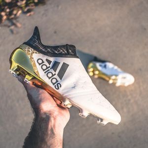 Image post by @soccerdotcom on Instagram