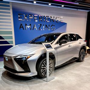 Image post by @Lexus on Twitter