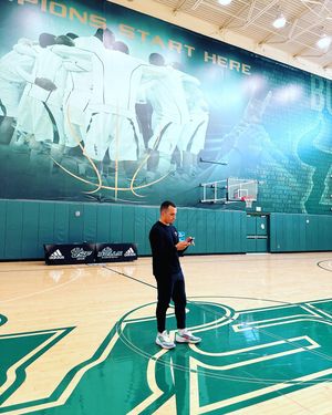 Image post by @coachdjv on Instagram