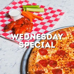 Image post by @parryspizzamckinney on Facebook