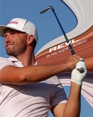 Image post by @superstrokegolf on Instagram
