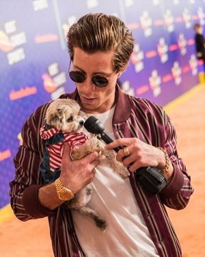 Image post by @shaunwhite on Instagram