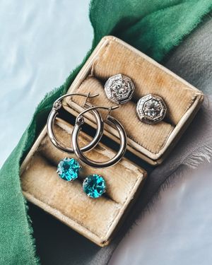 Image post by @maejeanvintage on Instagram