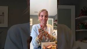 Video post by @shop.with.caroline on YouTube