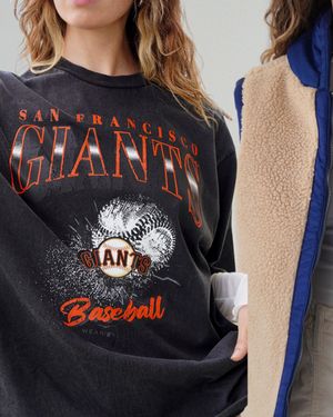 Image post by @wearbyea on Instagram