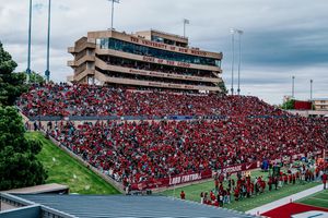 Image post by @unmloboathletics on Instagram