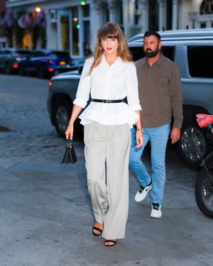 Image post by @marieclairemag on Instagram