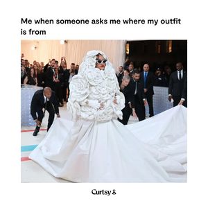 Image post by @curtsy on Instagram