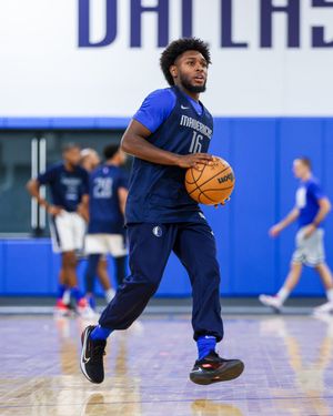 Image post by @jellyfam_j on Twitter